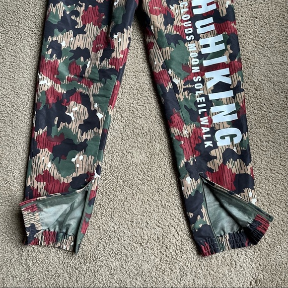 Adidas x Pharrell William Men’s HU Hiking Camo Pant Sz M - Picture 8 of 10